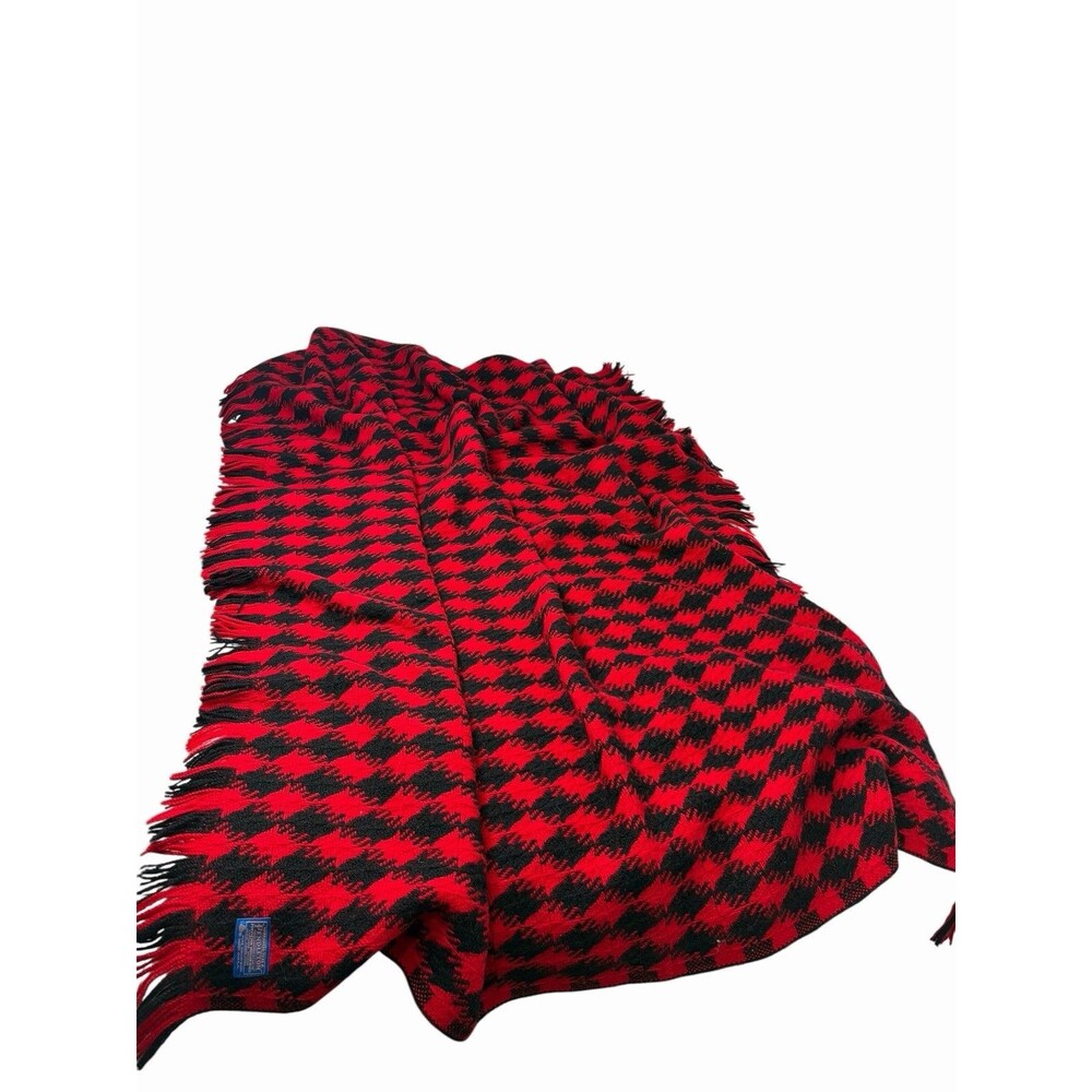 Pendleton Wool Blanket Red Black Check Pattern Fringe Large Throw 61”x68” - Picture 10 of 11